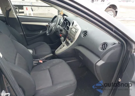 2009 Toyota Matrix z USA, uszkodzony, nr VIN 2T1KU40E09C109061